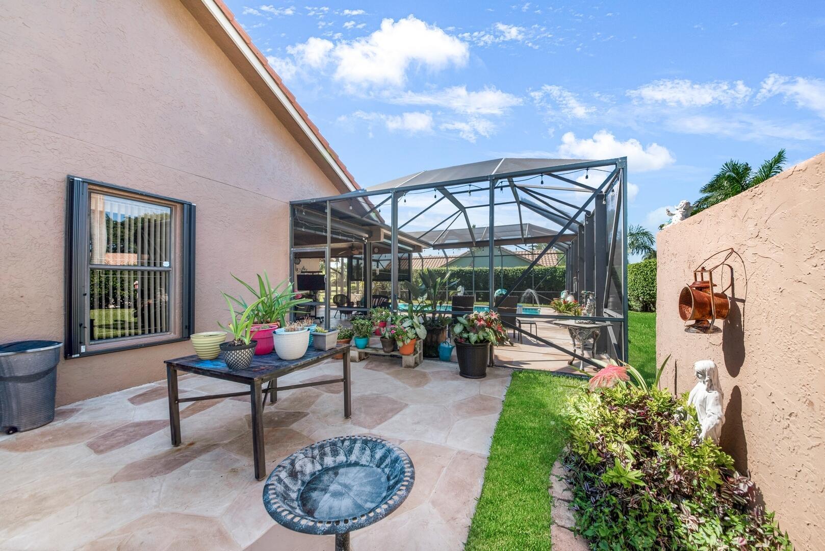 BOCA GREENS - Residential