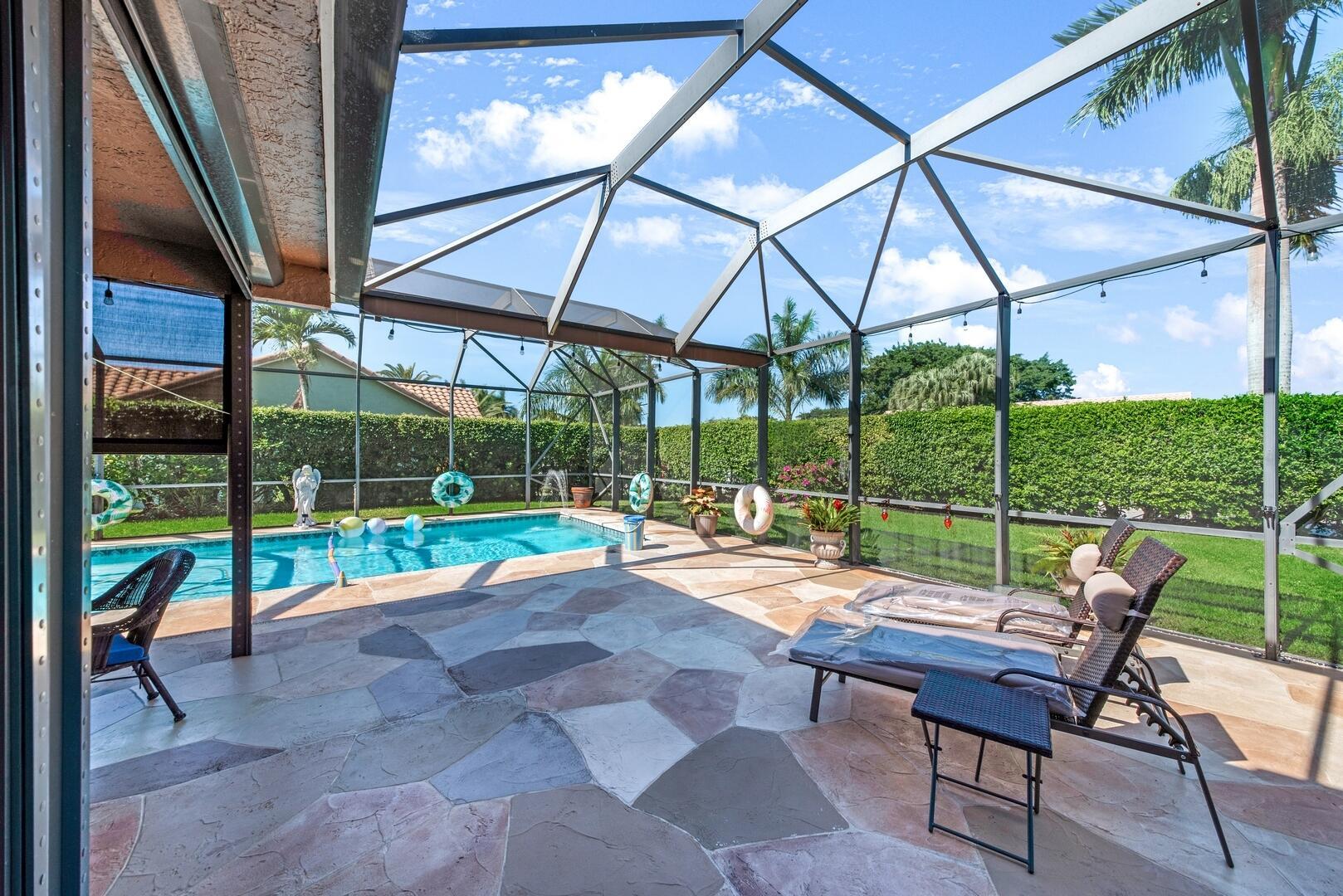 BOCA GREENS - Residential