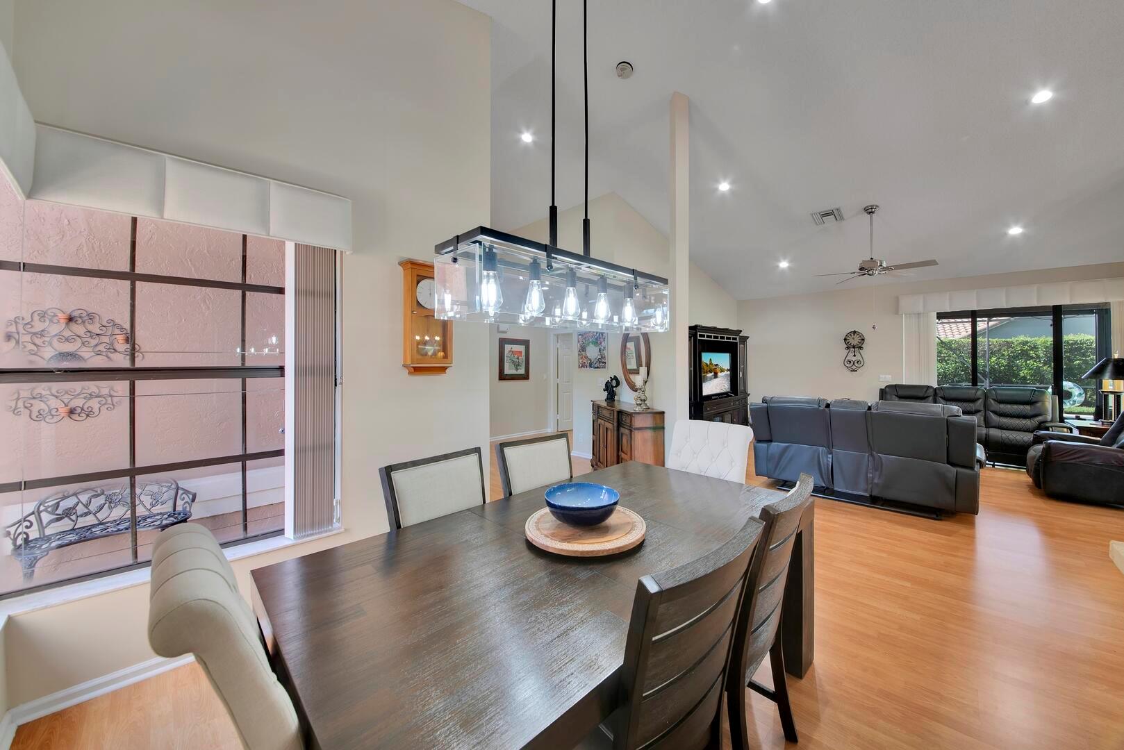 BOCA GREENS - Residential