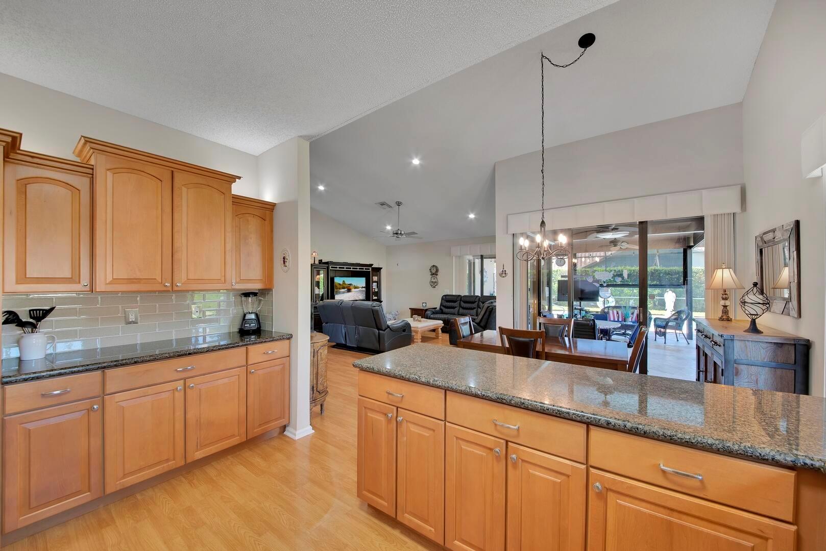 BOCA GREENS - Residential