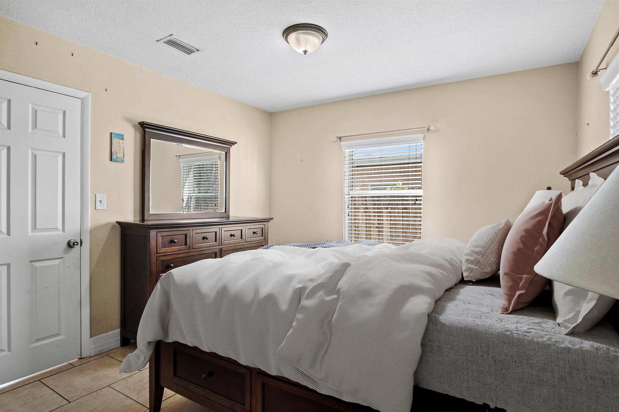 RIVER PARK UNIT 6 - Residential