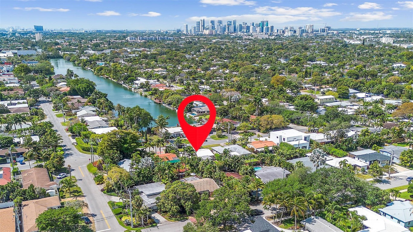 Poinsettia Heights - Residential