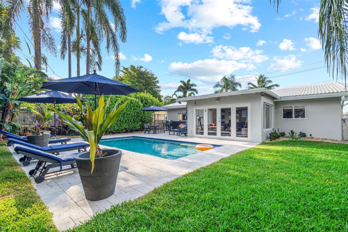 Poinsettia Heights - Residential