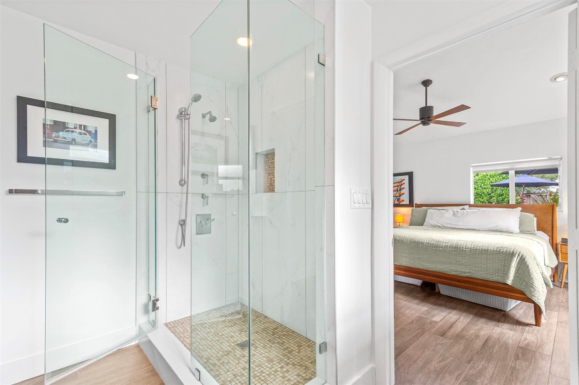 Poinsettia Heights - Residential