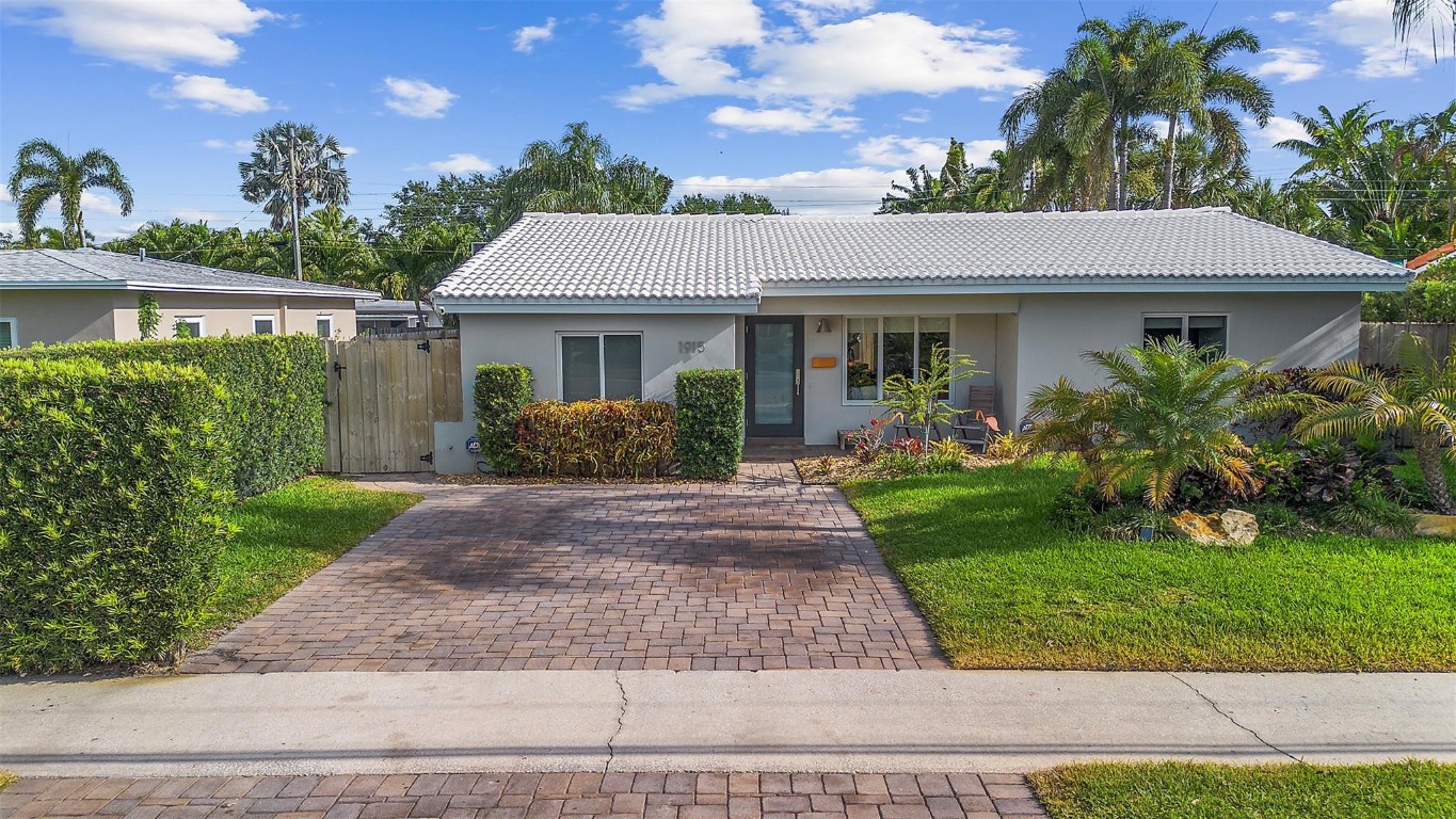 Poinsettia Heights - Residential