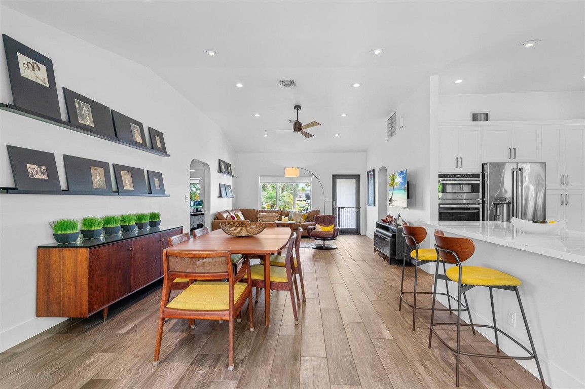 Poinsettia Heights - Residential