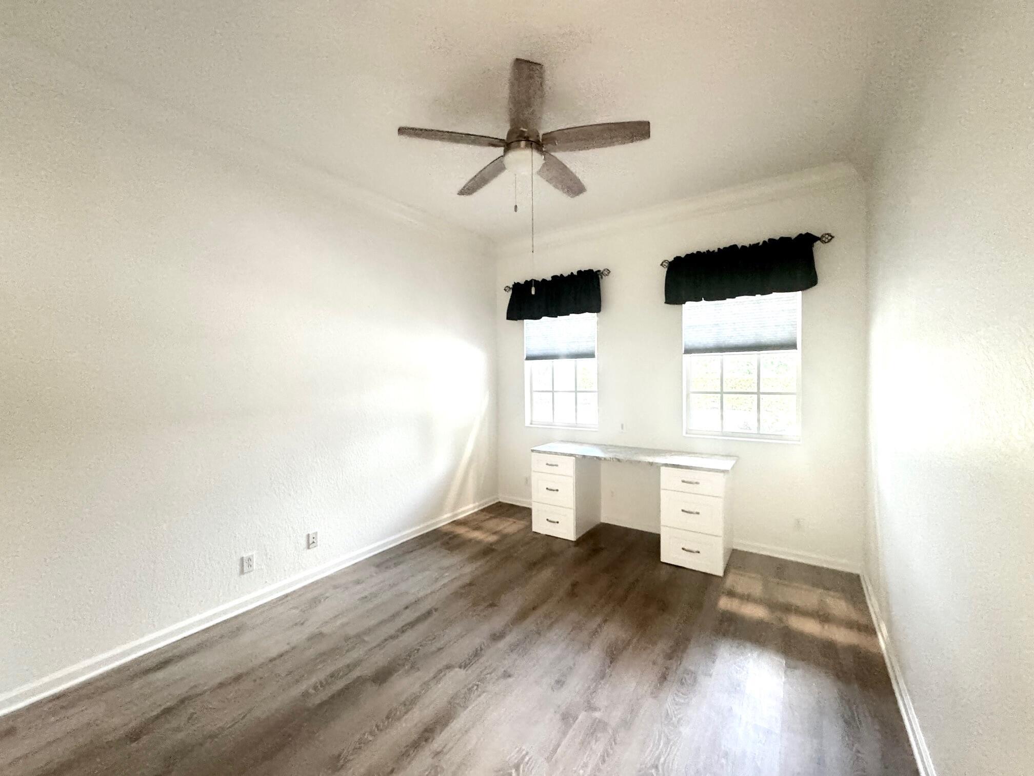 PINES ON PENNOCK LANE PUD - Residential Lease