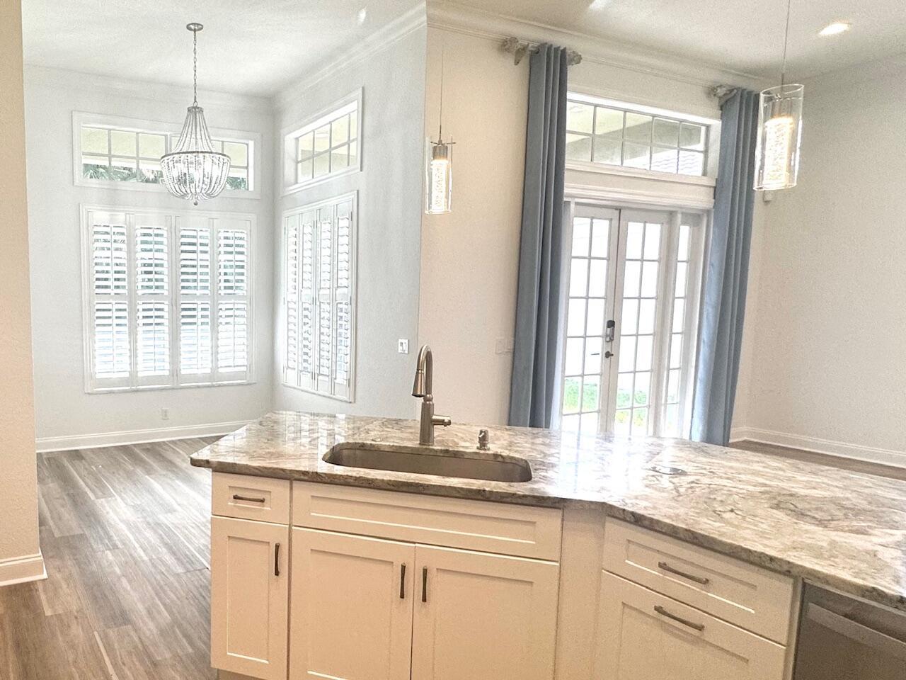 PINES ON PENNOCK LANE PUD - Residential Lease