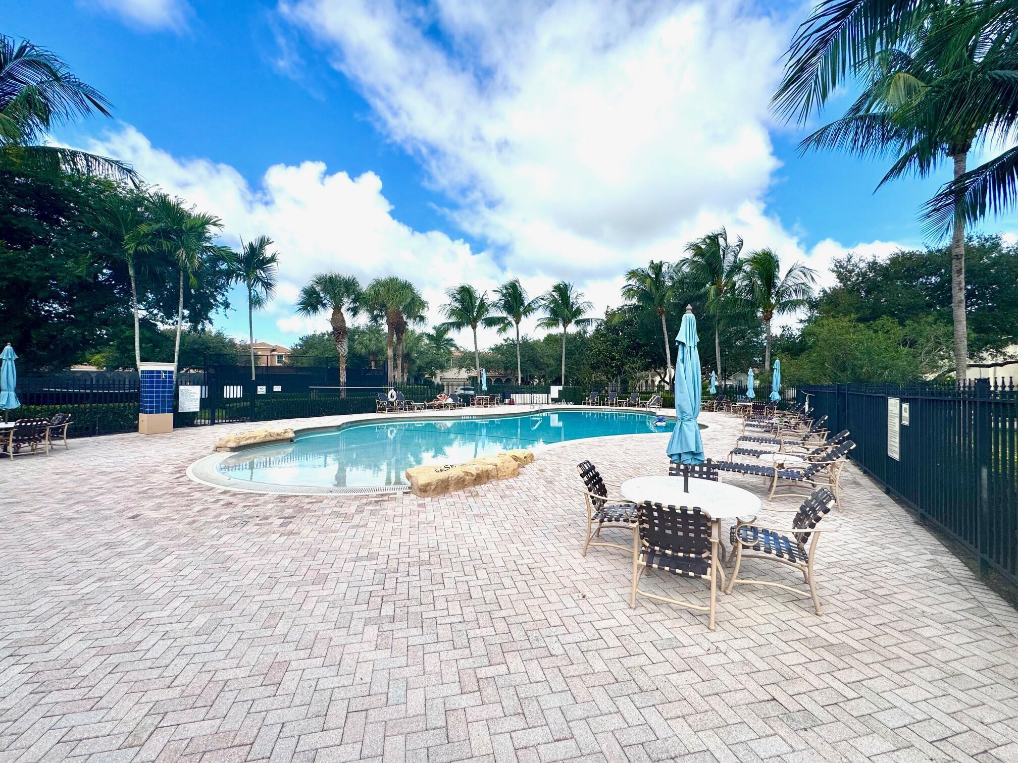 PINES ON PENNOCK LANE PUD - Residential Lease