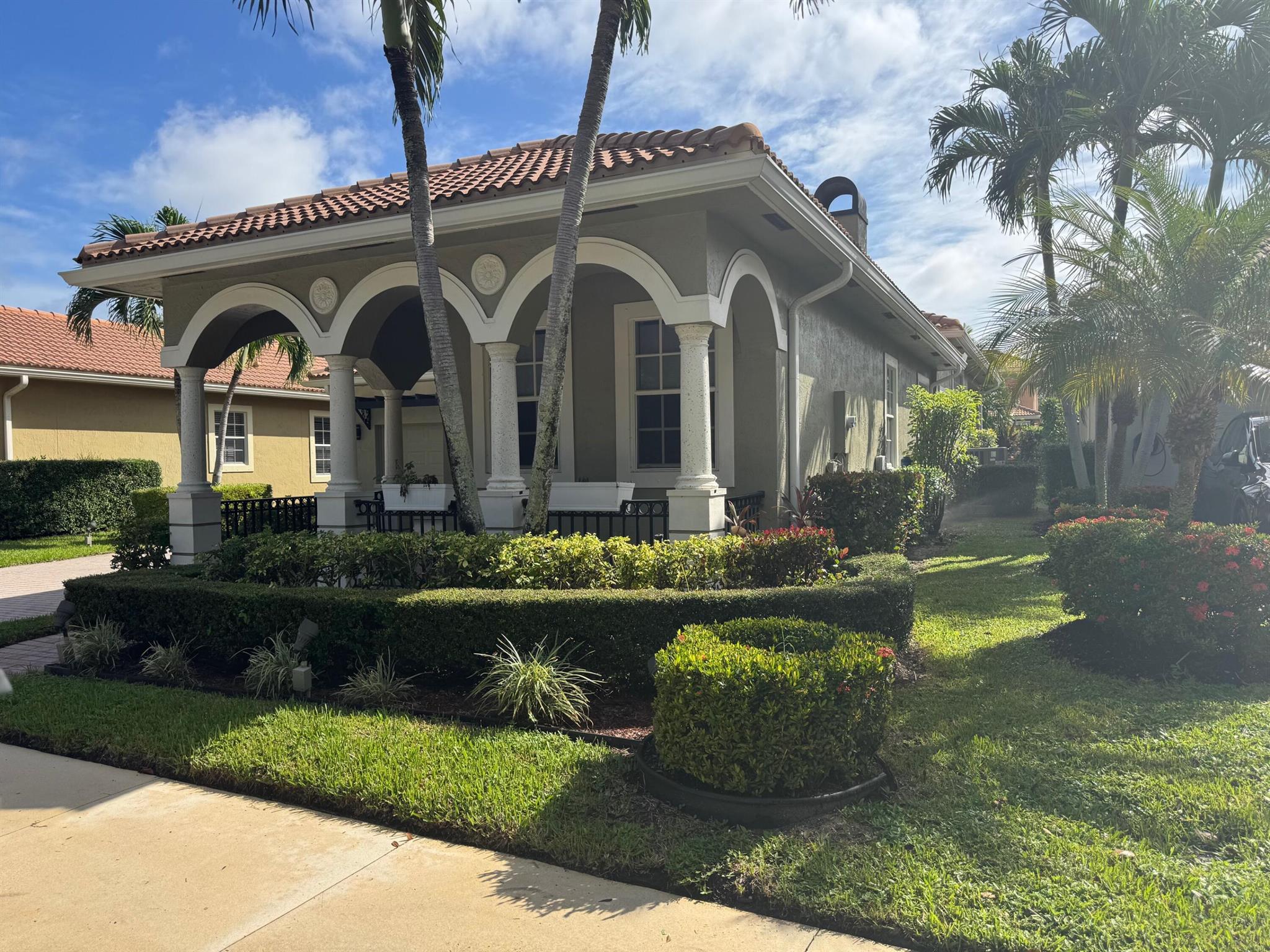 PINES ON PENNOCK LANE PUD - Residential Lease