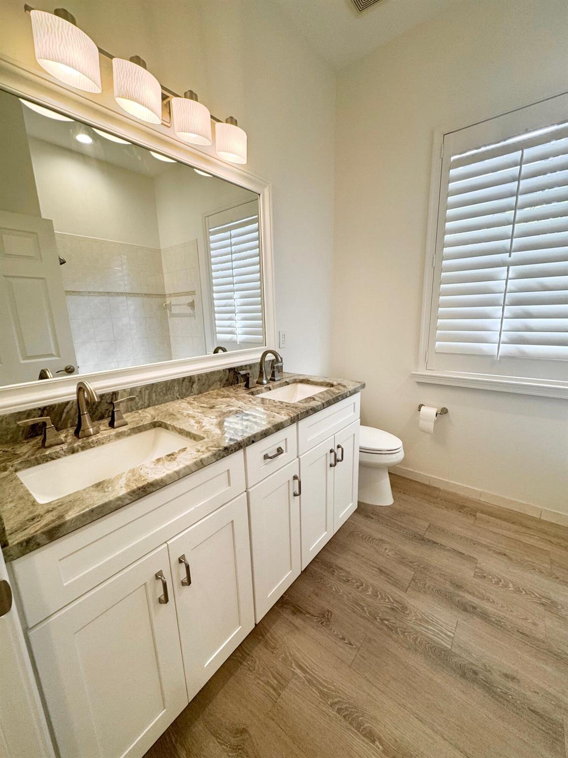 PINES ON PENNOCK LANE PUD - Residential Lease