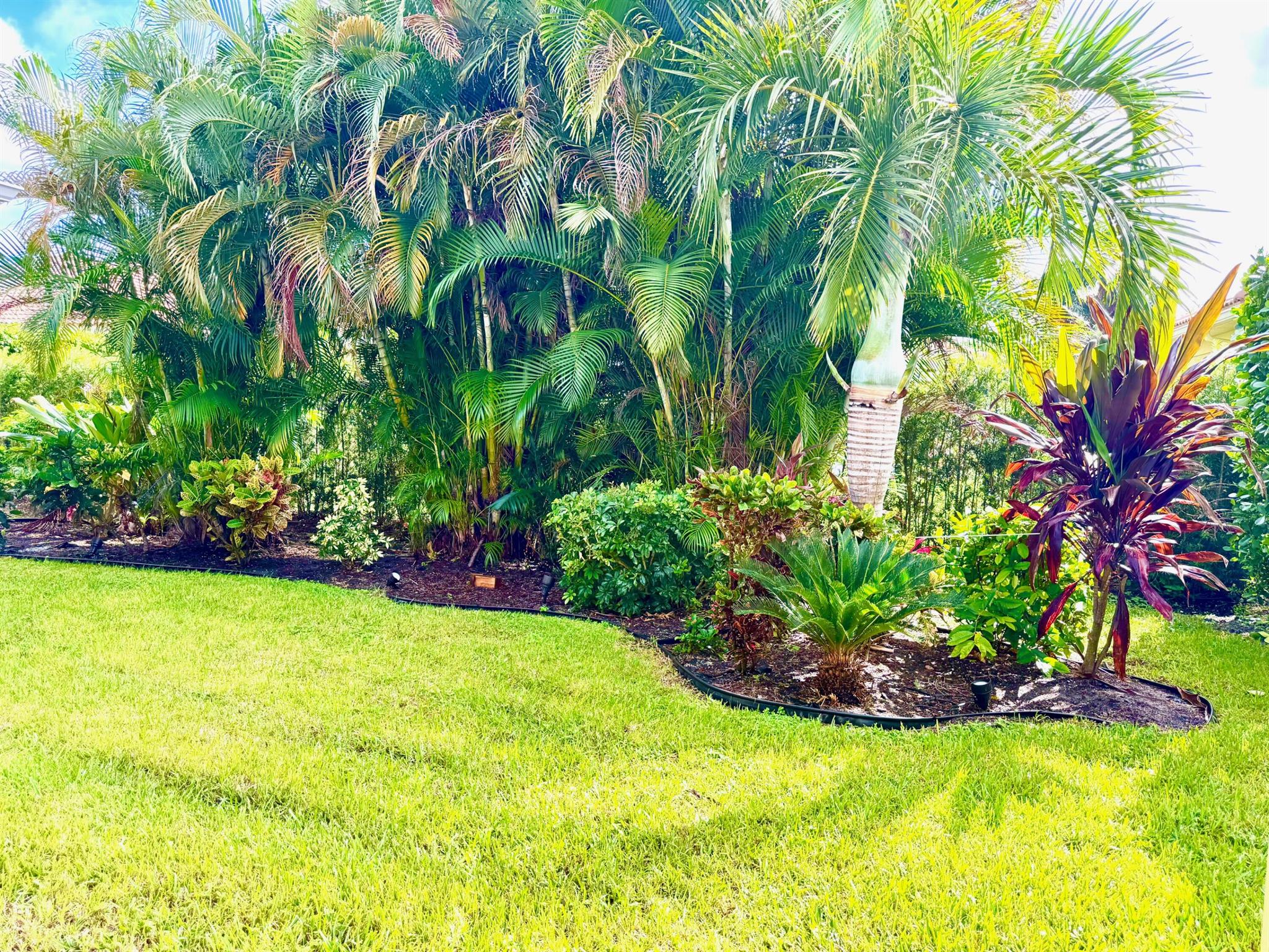 PINES ON PENNOCK LANE PUD - Residential Lease