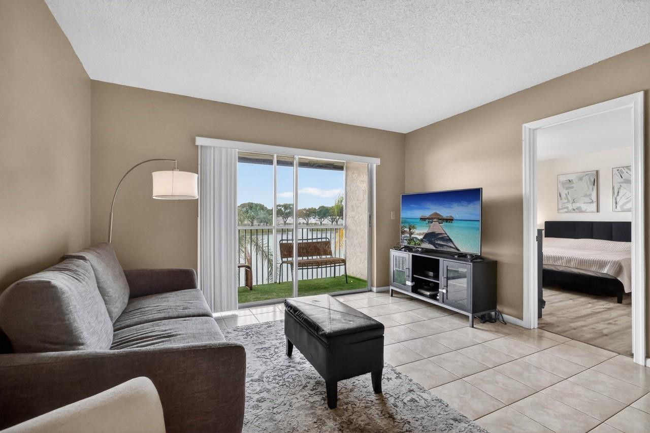 Viewpointe - Residential