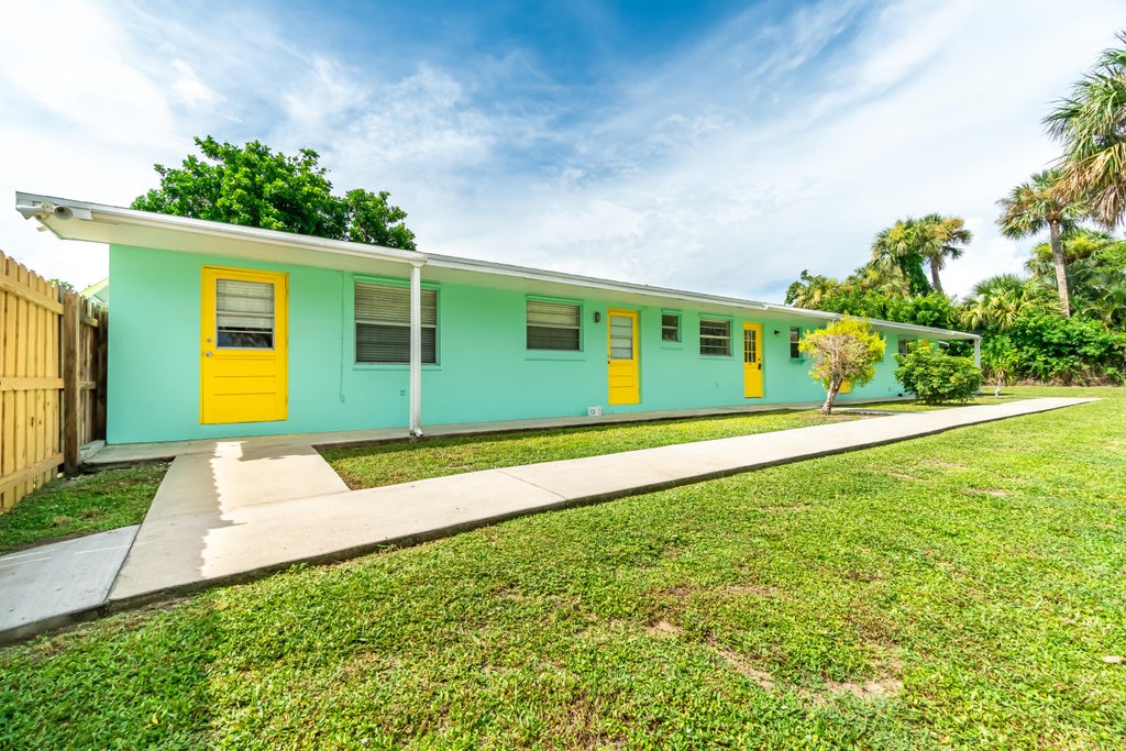 Photo of 2546 NE Hickory Avenue #B Efficiency, Jensen Beach, FL 34957 (MLS # B26047159)
