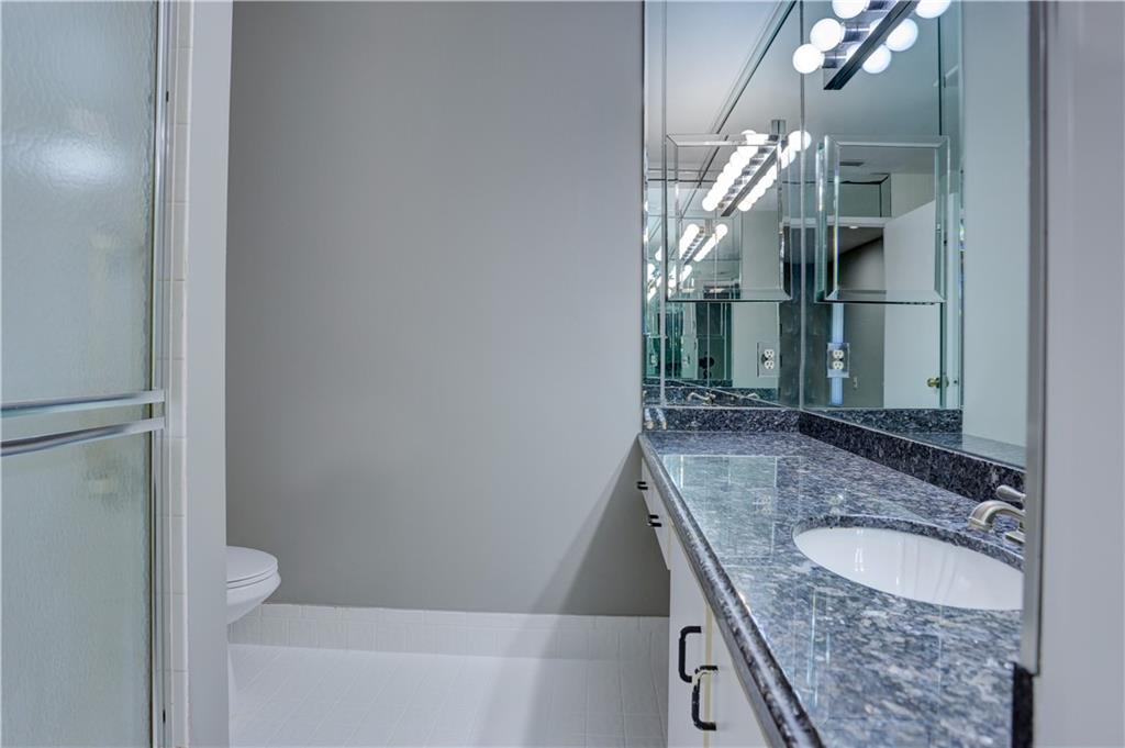 Palm Chase Lakes - Residential