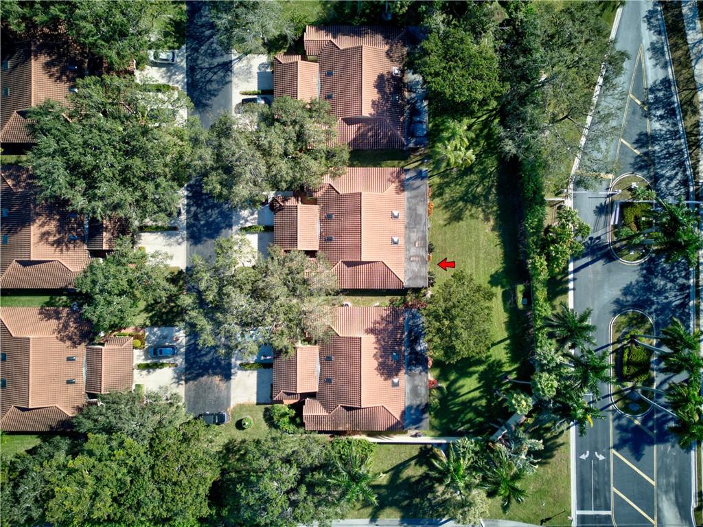 Palm Chase Lakes - Residential