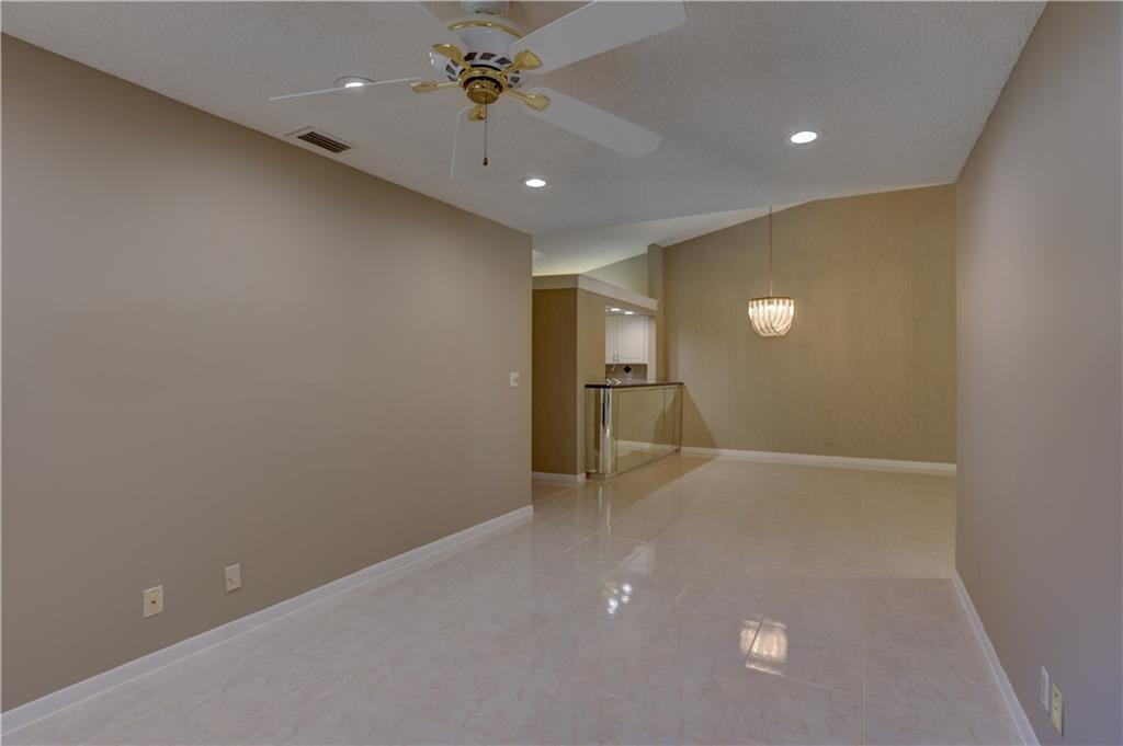 Palm Chase Lakes - Residential