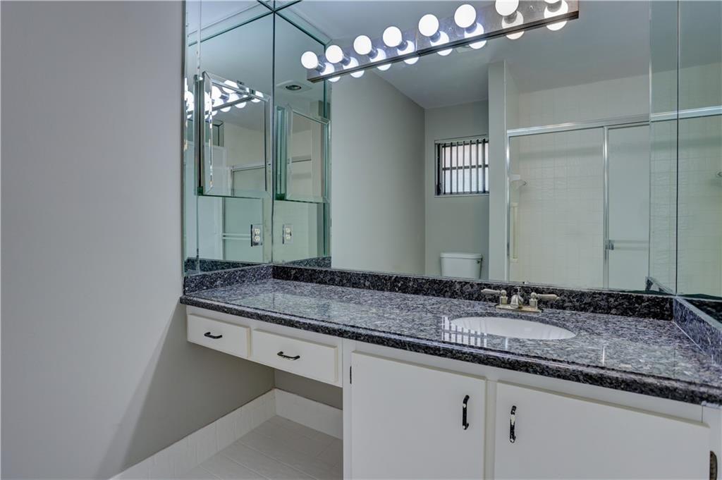 Palm Chase Lakes - Residential