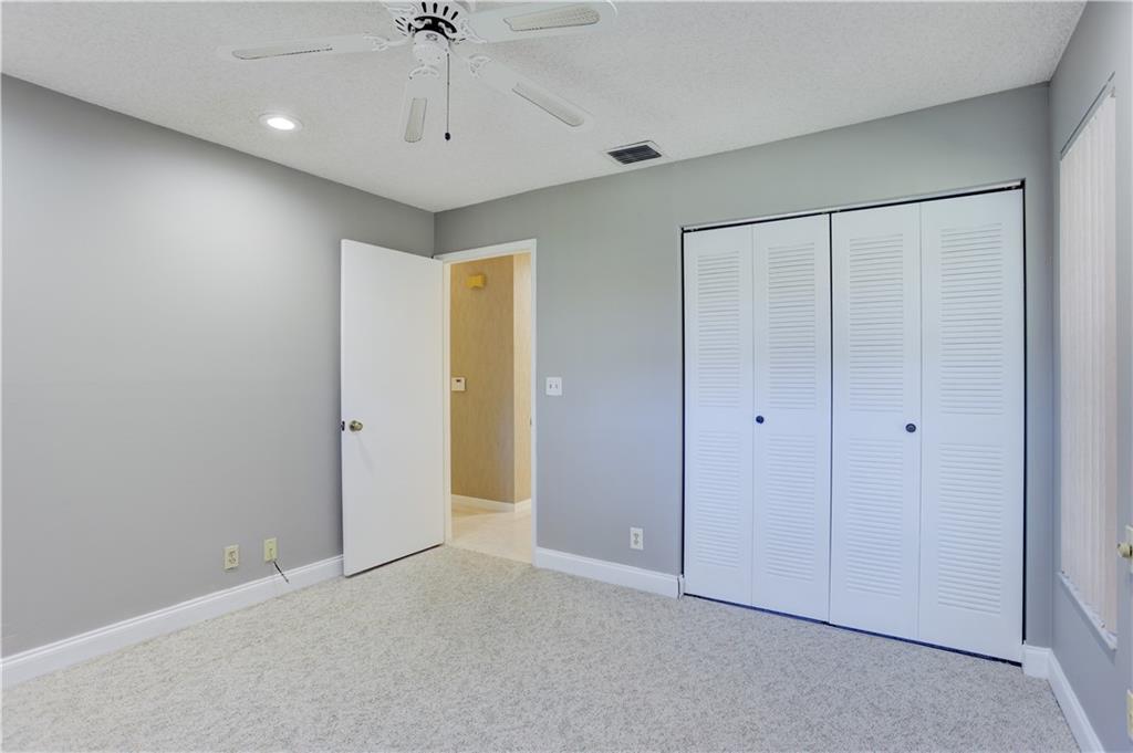 Palm Chase Lakes - Residential