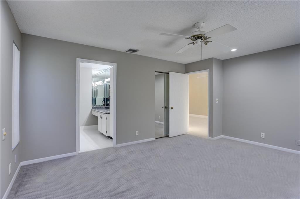 Palm Chase Lakes - Residential