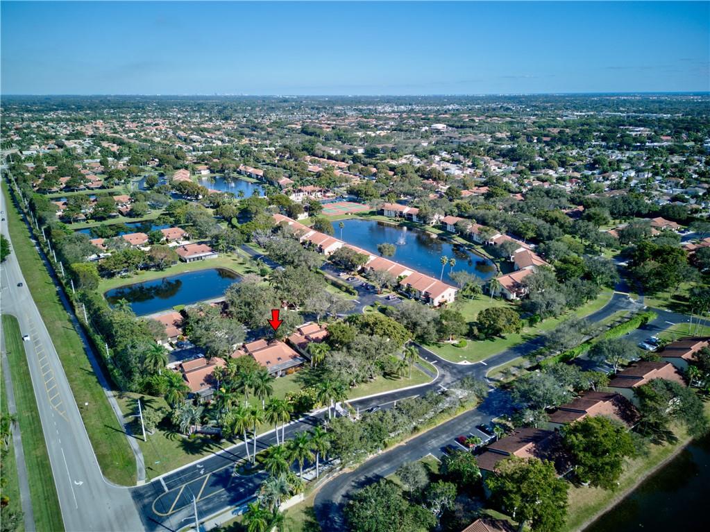 Palm Chase Lakes - Residential