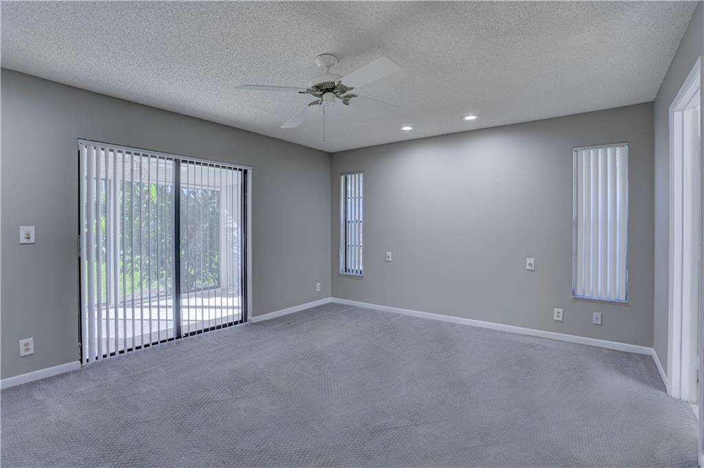 Palm Chase Lakes - Residential