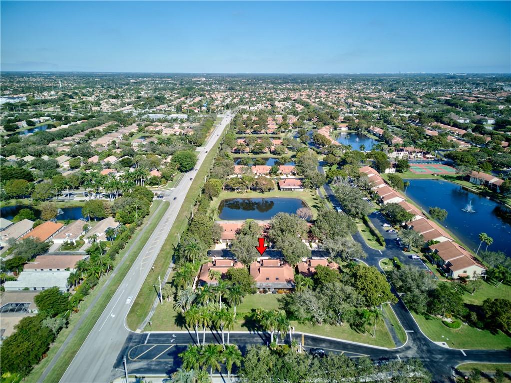 Palm Chase Lakes - Residential