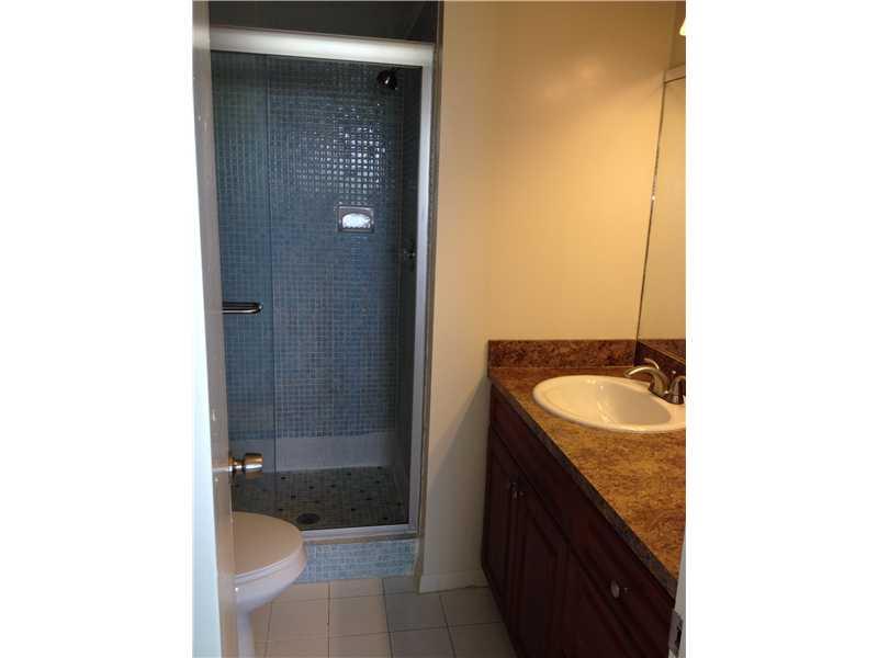 SUNRISE LAKES 49 CONDO - Residential Lease