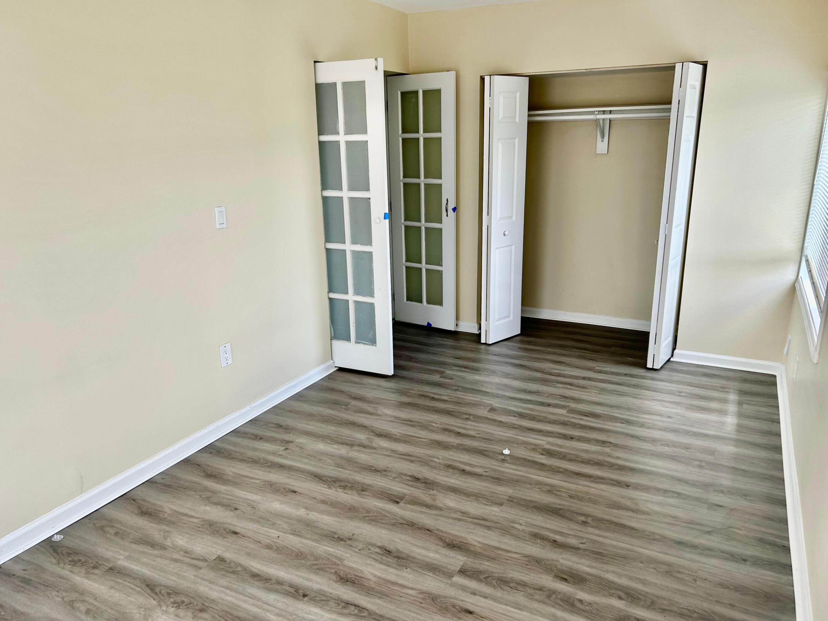 SUNRISE GOLF VLG SEC 24 - Residential