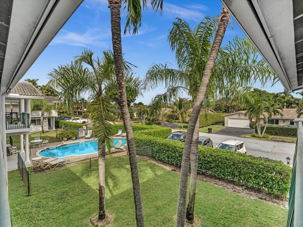 Coral Ridge Place - Residential