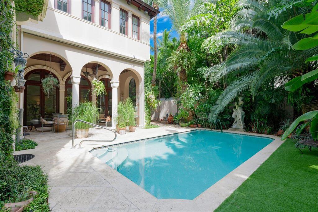 FLORAL PARK - Residential