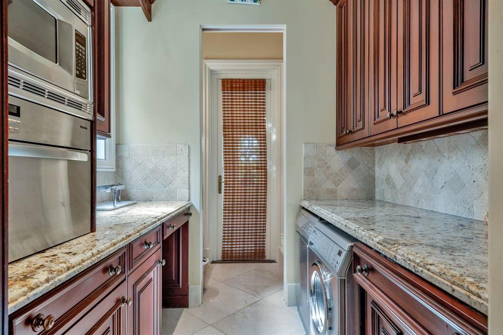 FLORAL PARK - Residential