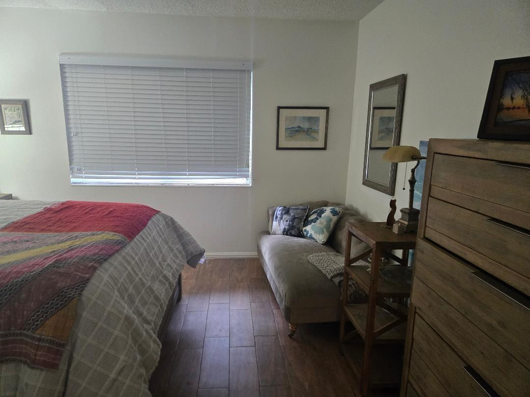 Oakland Grove Village - Residential