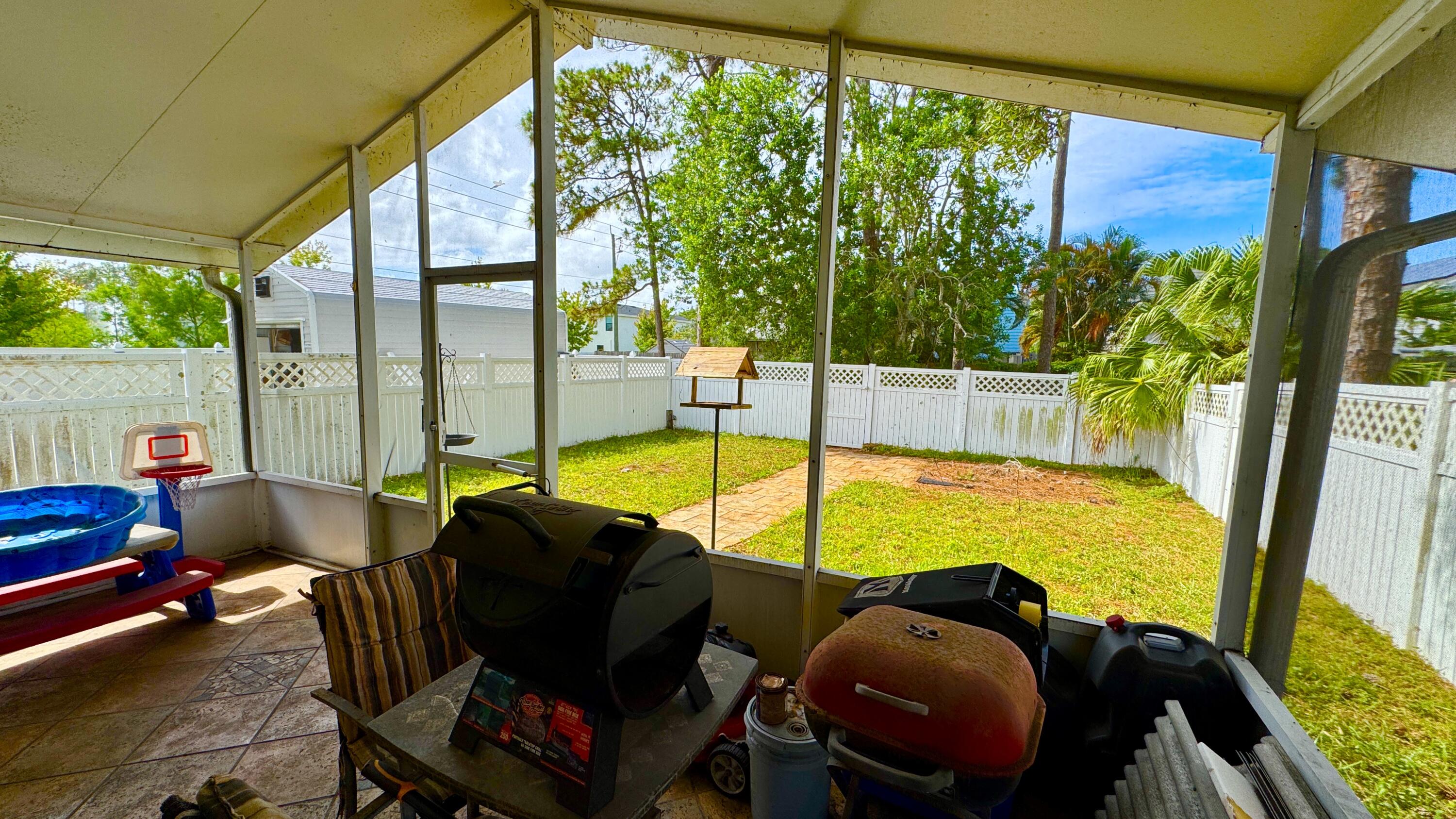 5885 Rambler Rose Way