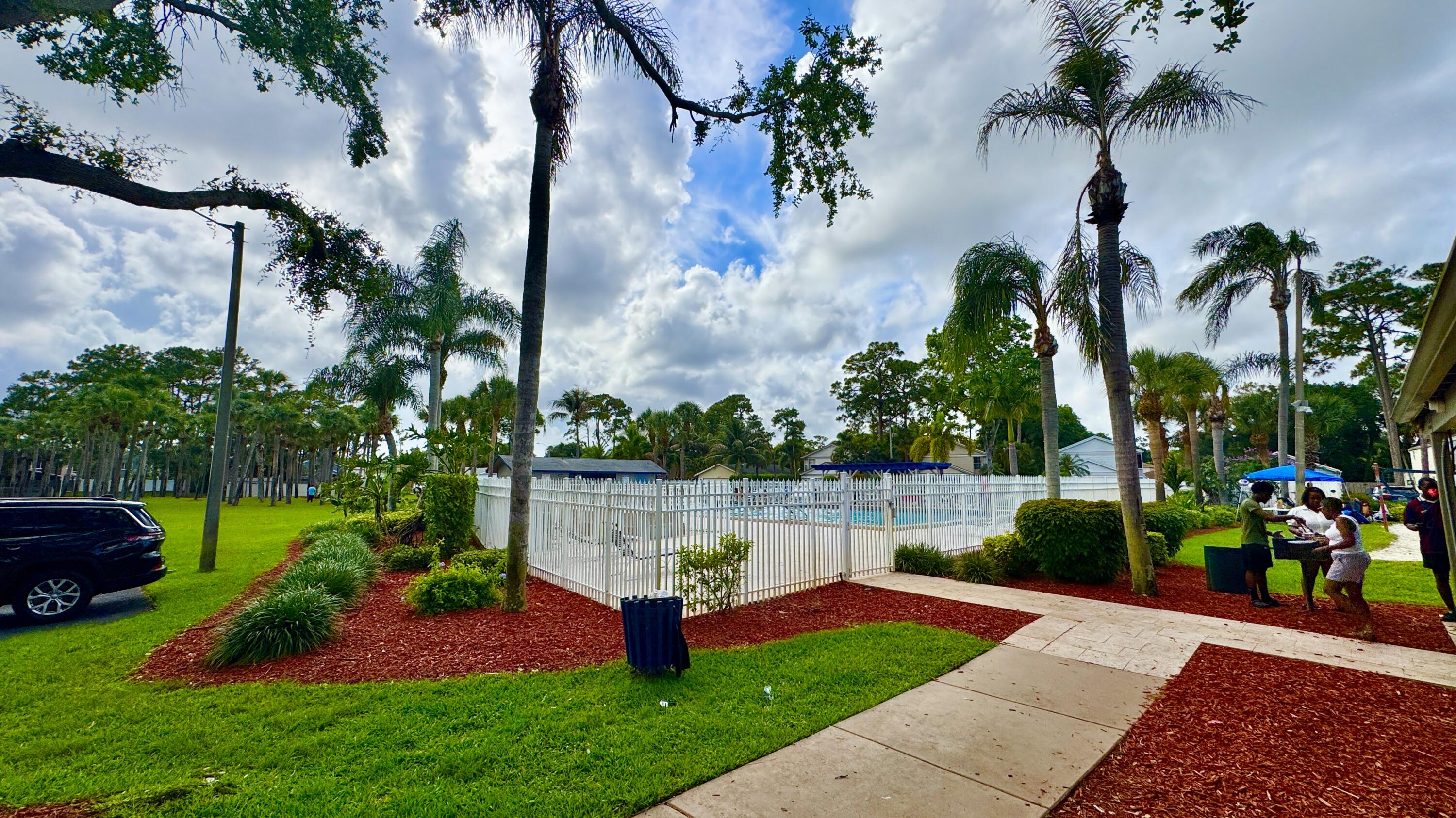 5885 Rambler Rose Way