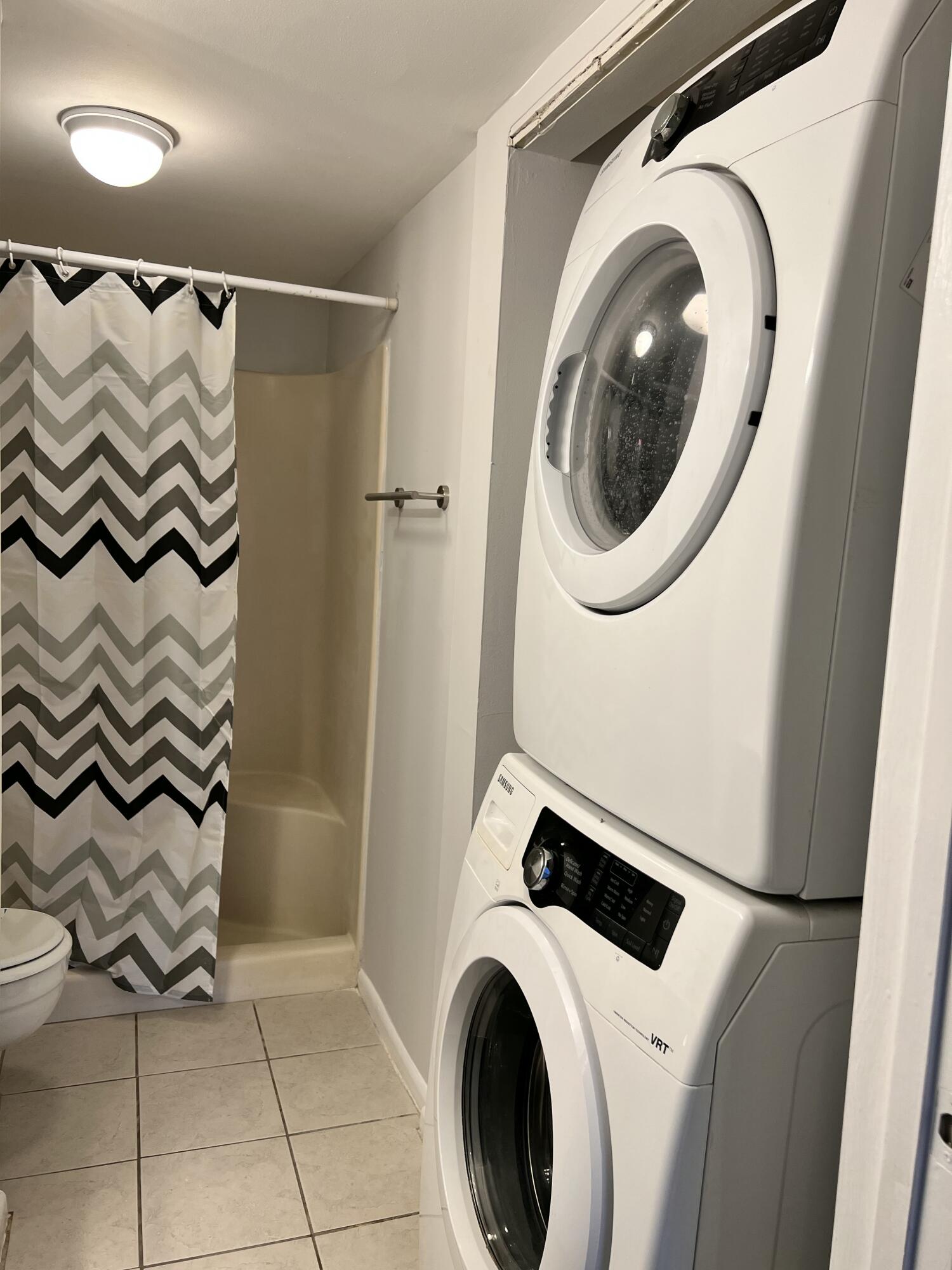 LUCERNE LAKES GOLF COLONY CONDOS 1 THRU 12 - Residential Lease