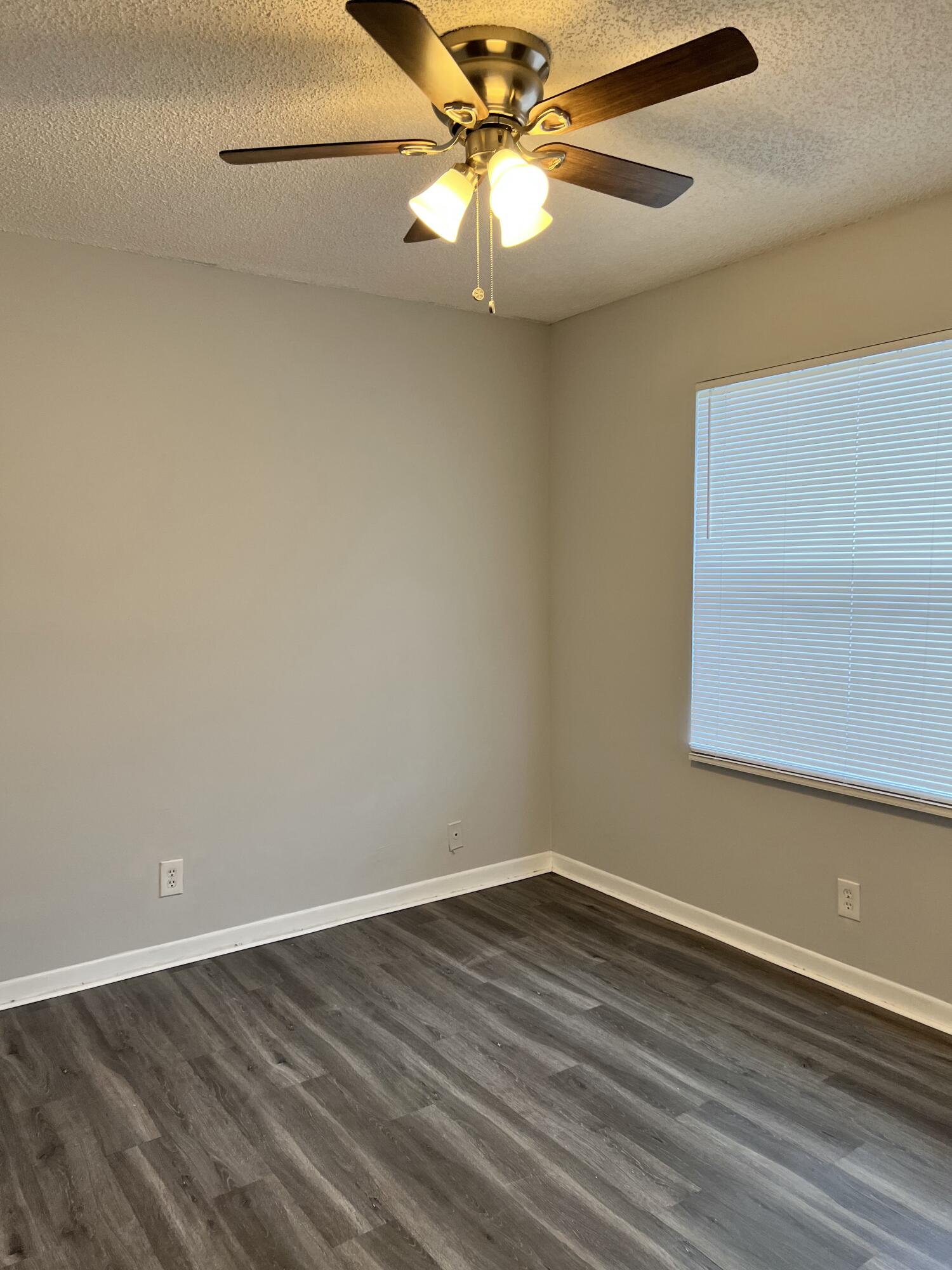 LUCERNE LAKES GOLF COLONY CONDOS 1 THRU 12 - Residential Lease