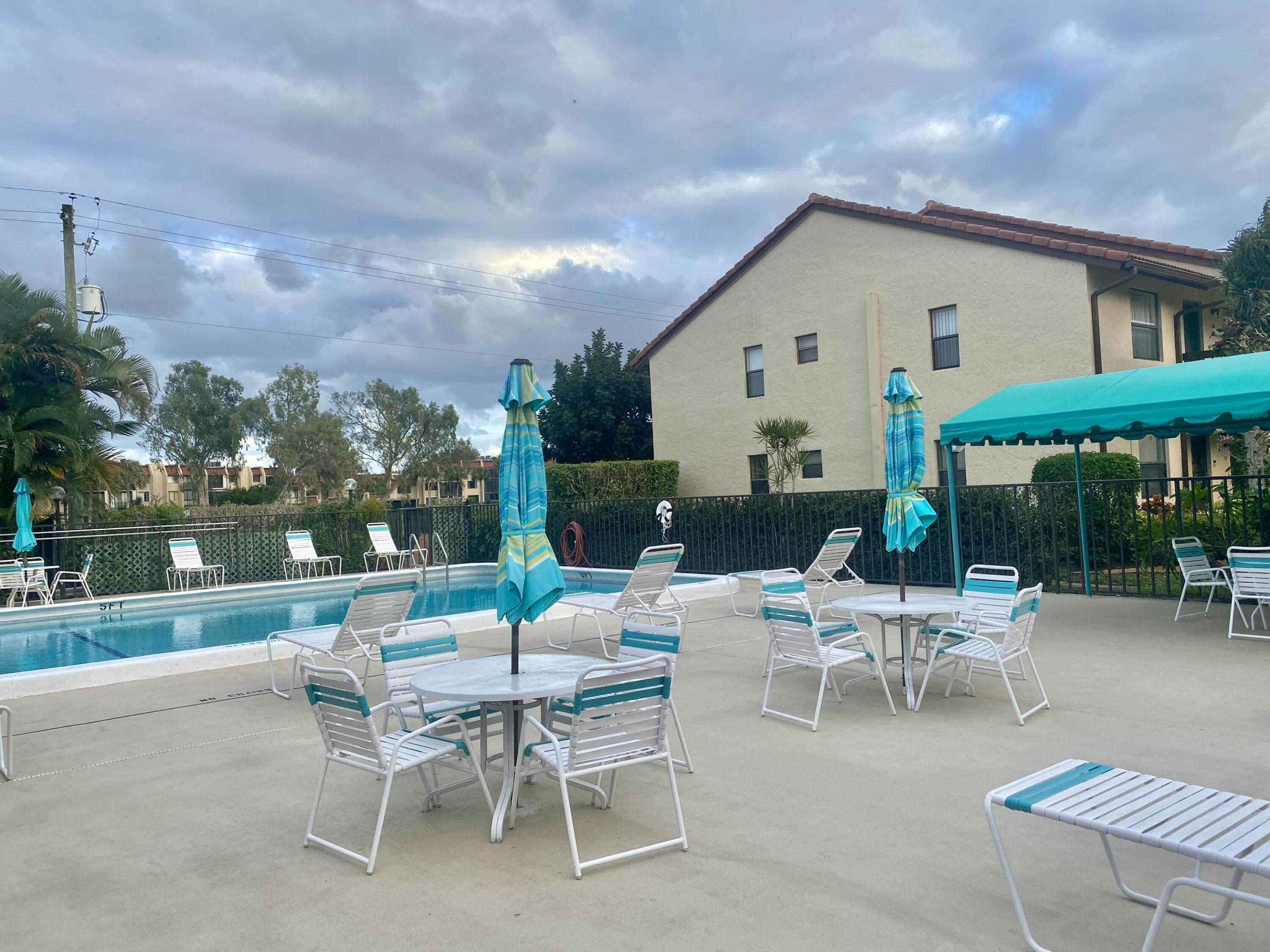 LUCERNE LAKES GOLF COLONY CONDOS 1 THRU 12 - Residential Lease