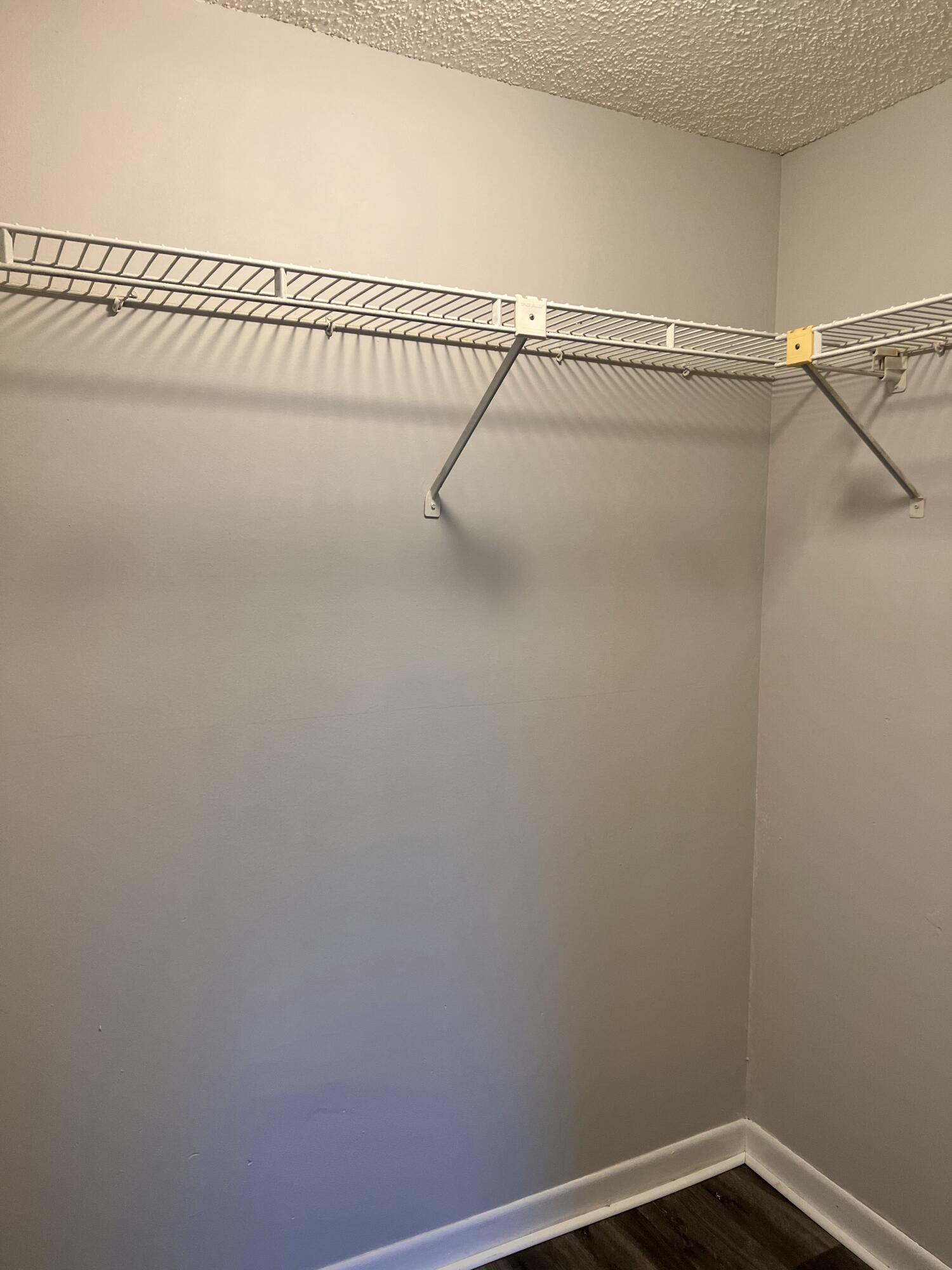 LUCERNE LAKES GOLF COLONY CONDOS 1 THRU 12 - Residential Lease