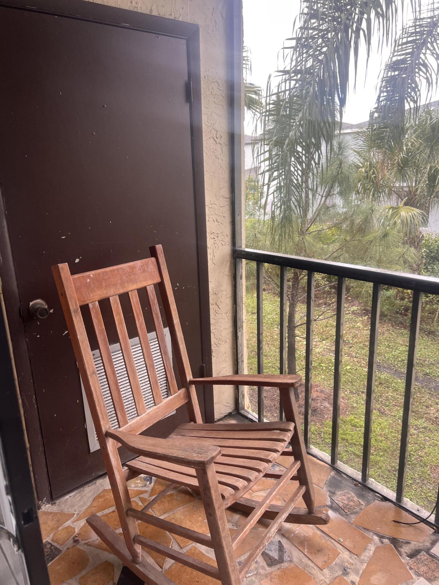 LUCERNE LAKES GOLF COLONY CONDOS 1 THRU 12 - Residential Lease