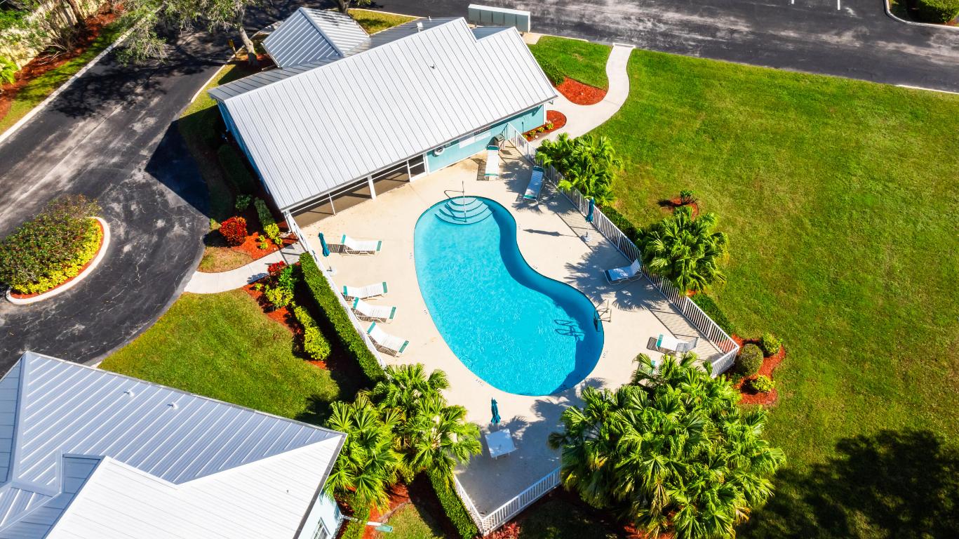 WESTBROOK ISLES CONDOMINIUM - Residential