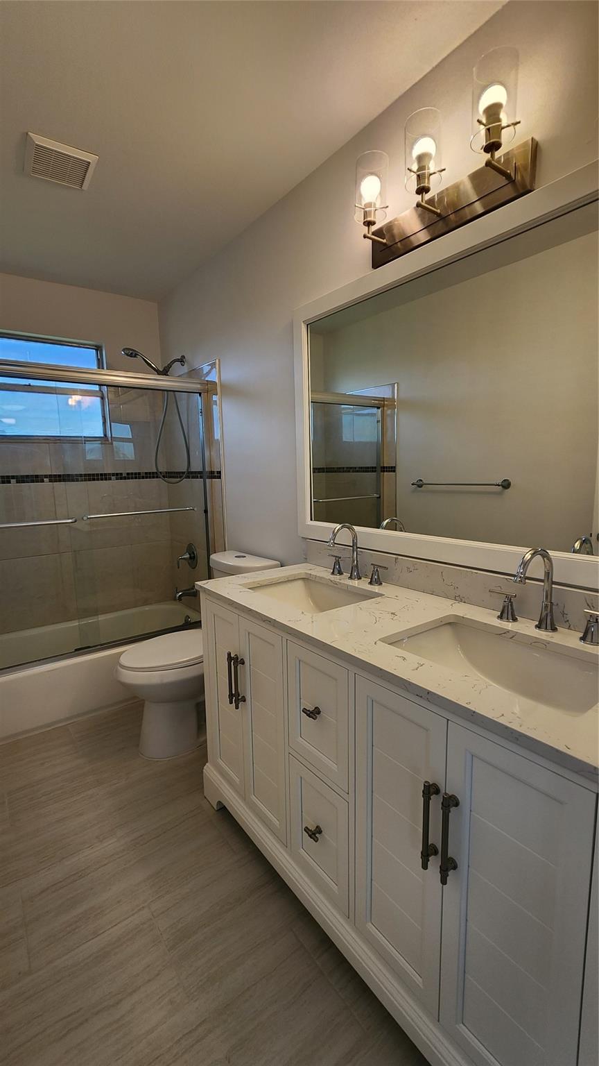 Rainbow Lakes Tr E - Residential Lease