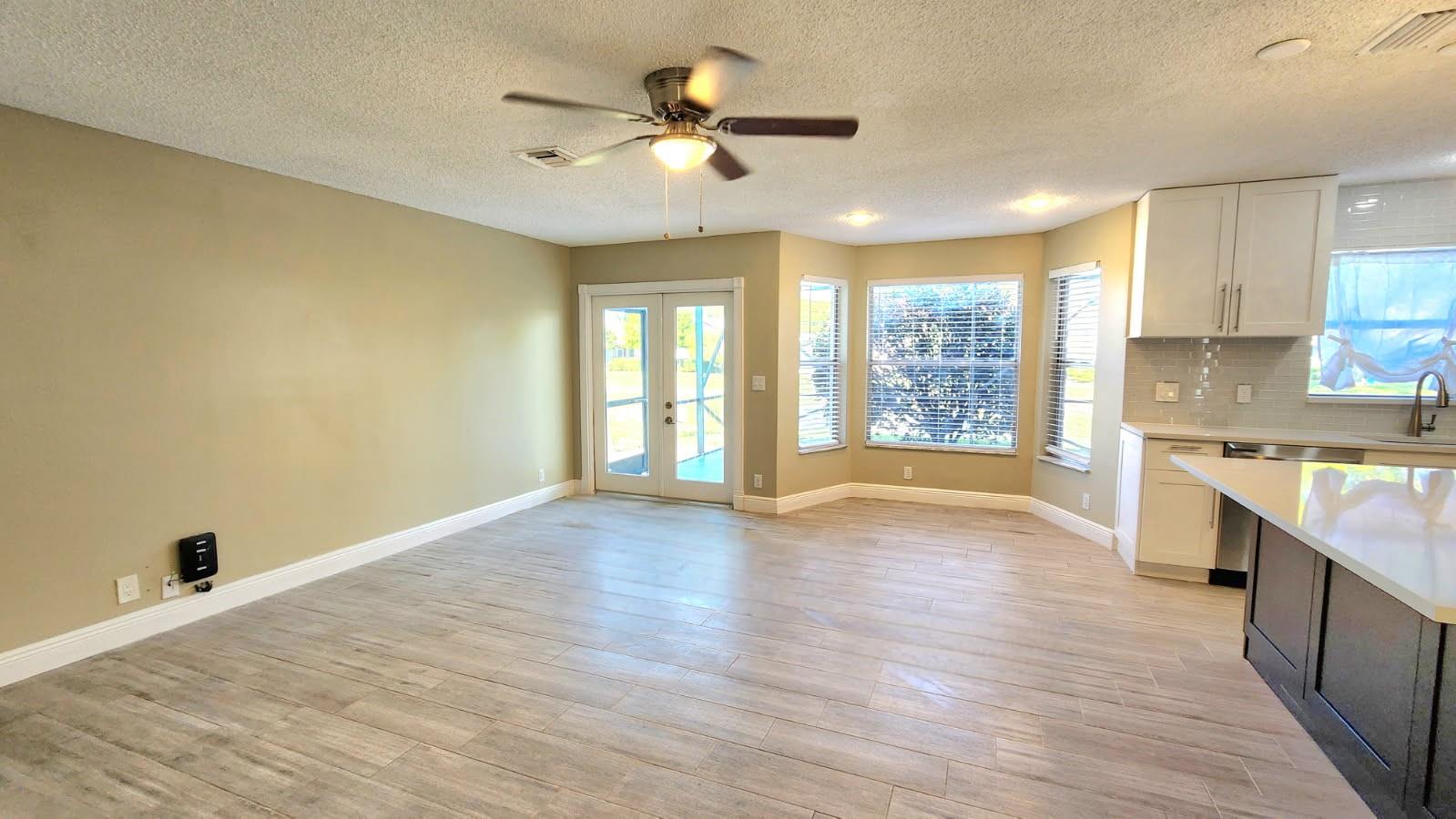 Rainbow Lakes Tr E - Residential Lease