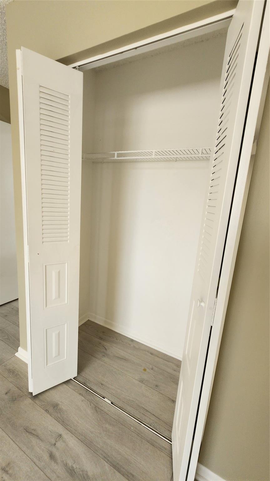 Rainbow Lakes Tr E - Residential Lease