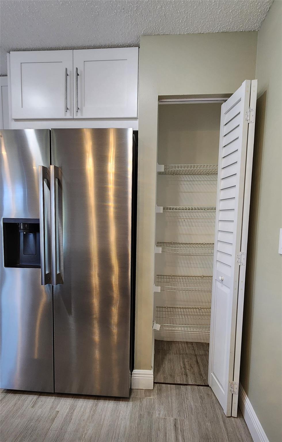 Rainbow Lakes Tr E - Residential Lease