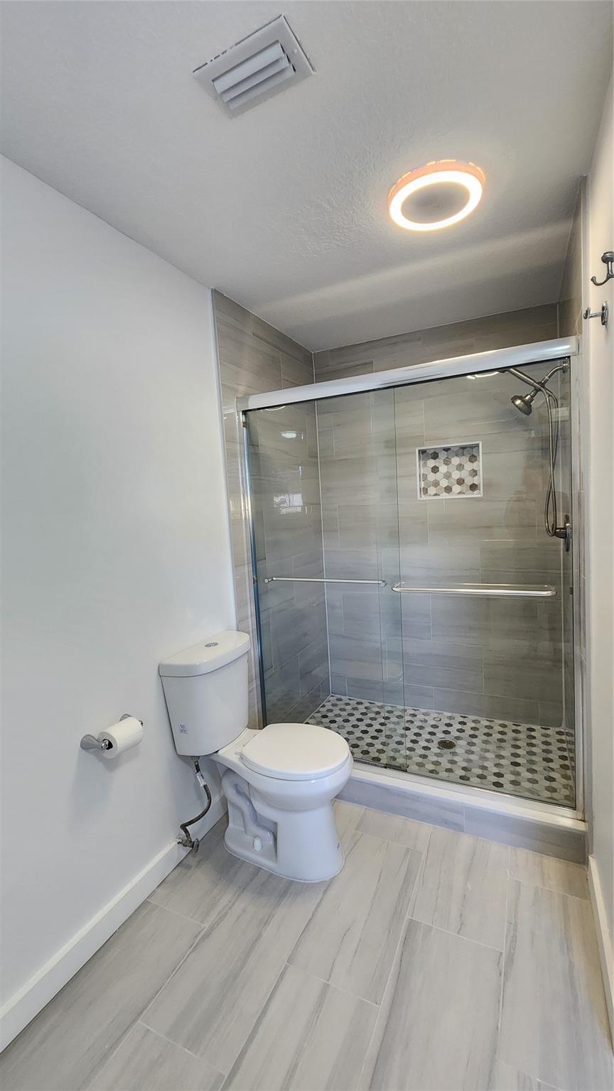 Rainbow Lakes Tr E - Residential Lease