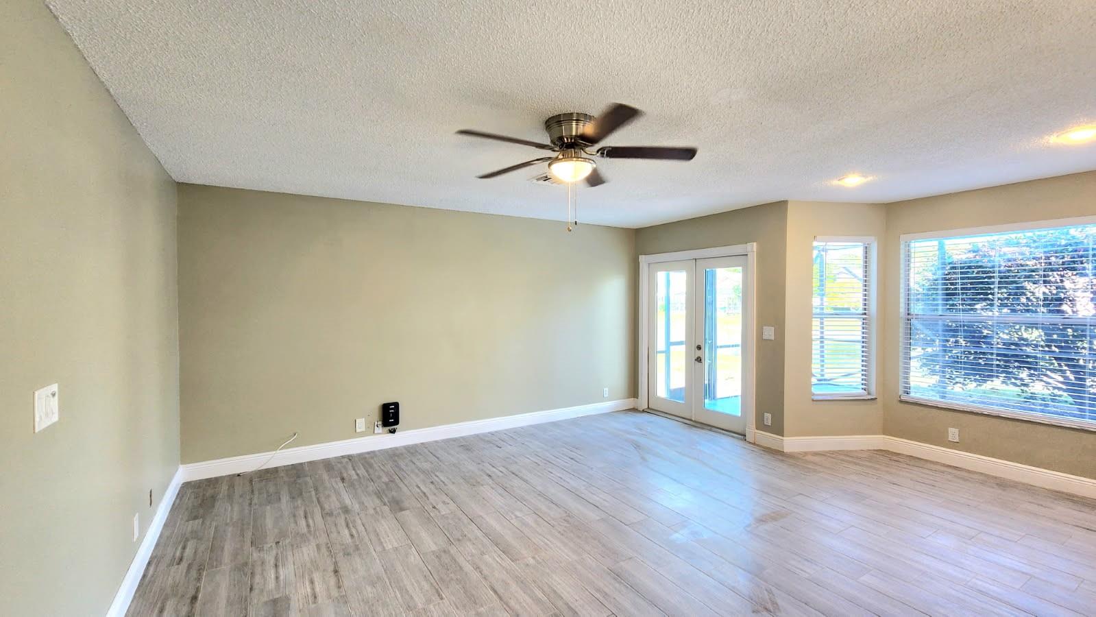 Rainbow Lakes Tr E - Residential Lease