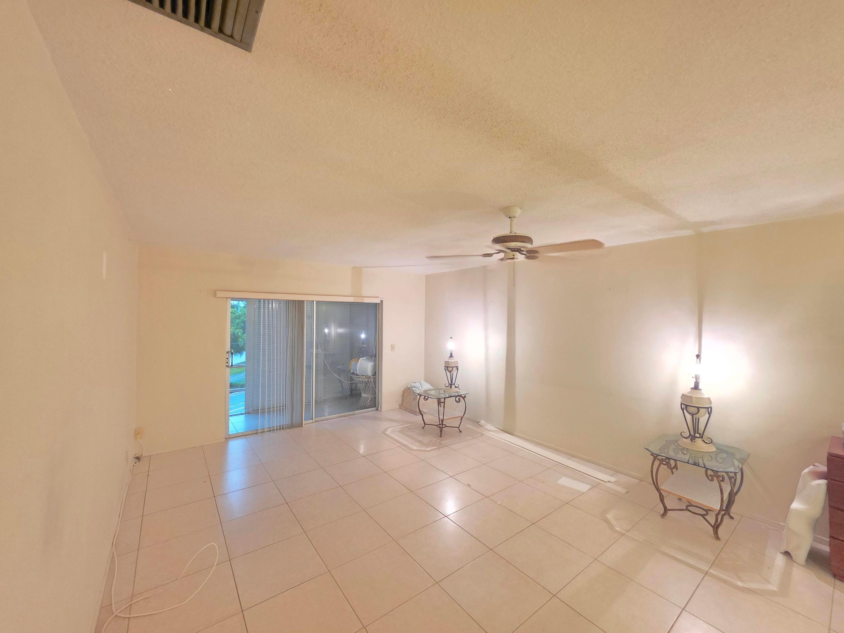 700 LAYNE Boulevard 318B