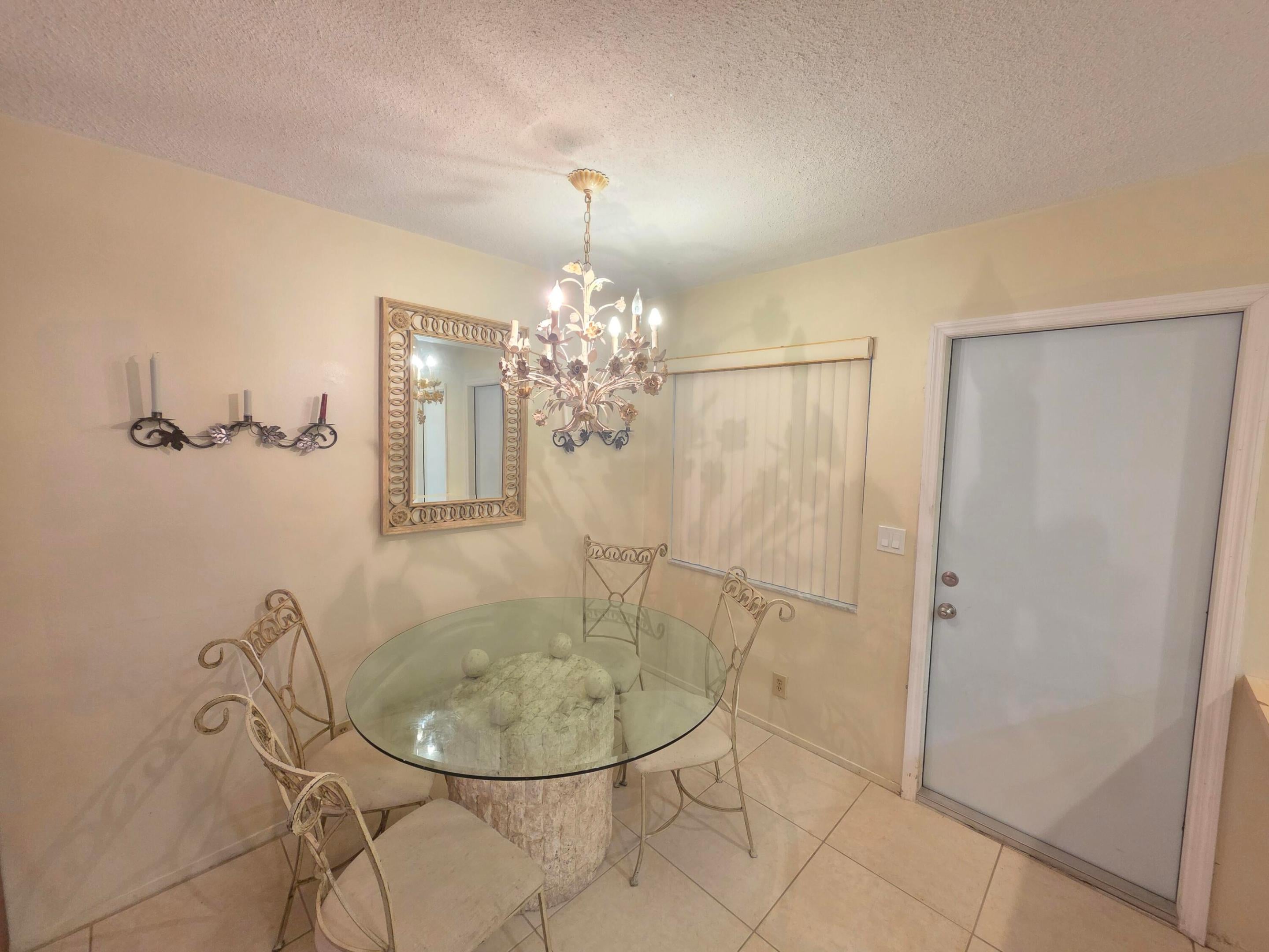 700 LAYNE Boulevard 318B