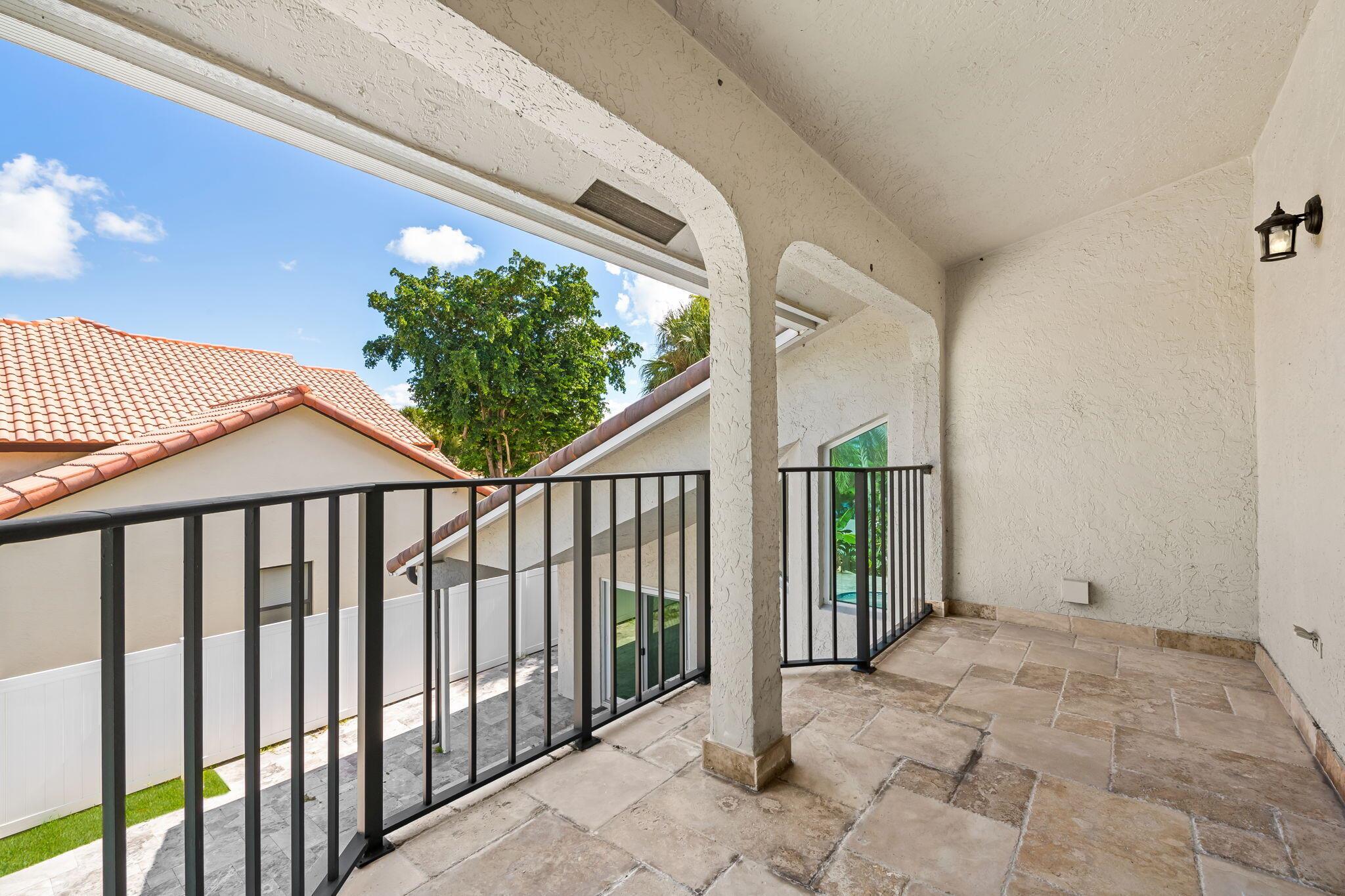 L'ERMITAGE OF BOCA - Residential